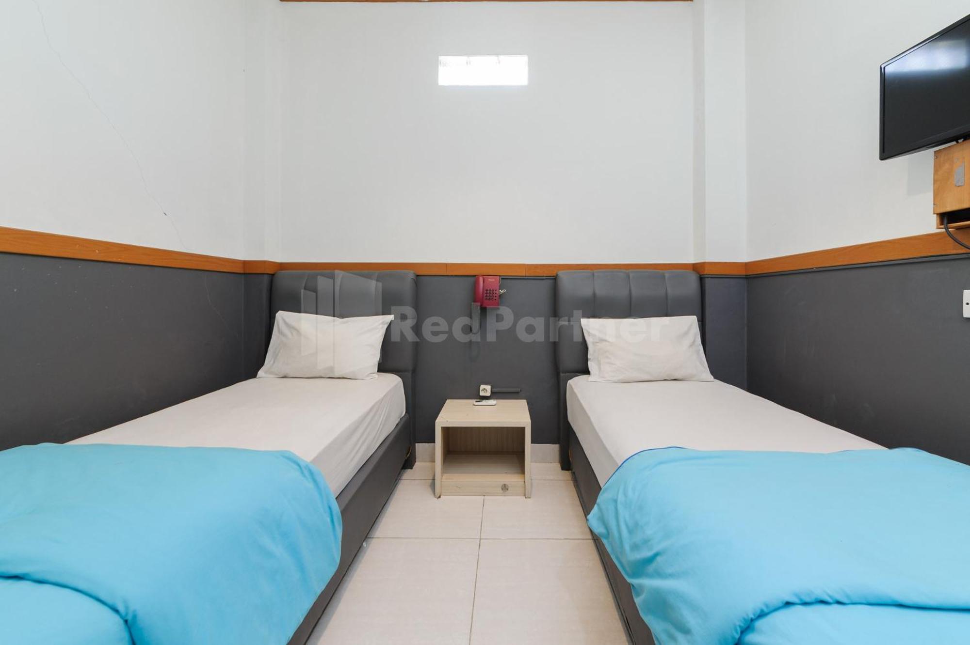 Ian Hotel Jaksa Mitra Reddoorz Джакарта Екстер'єр фото